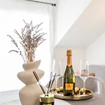 La Grande Bellezza 1 Апартаменты Lastovo