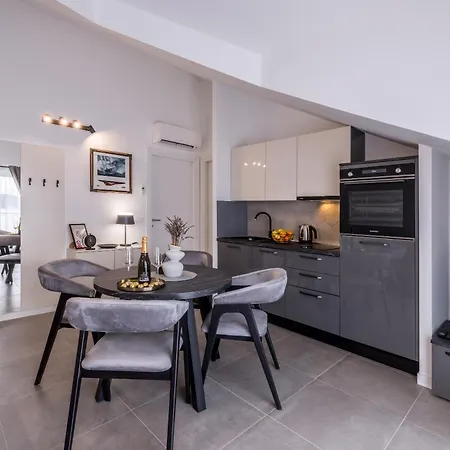 La Grande Bellezza 1 アパート *